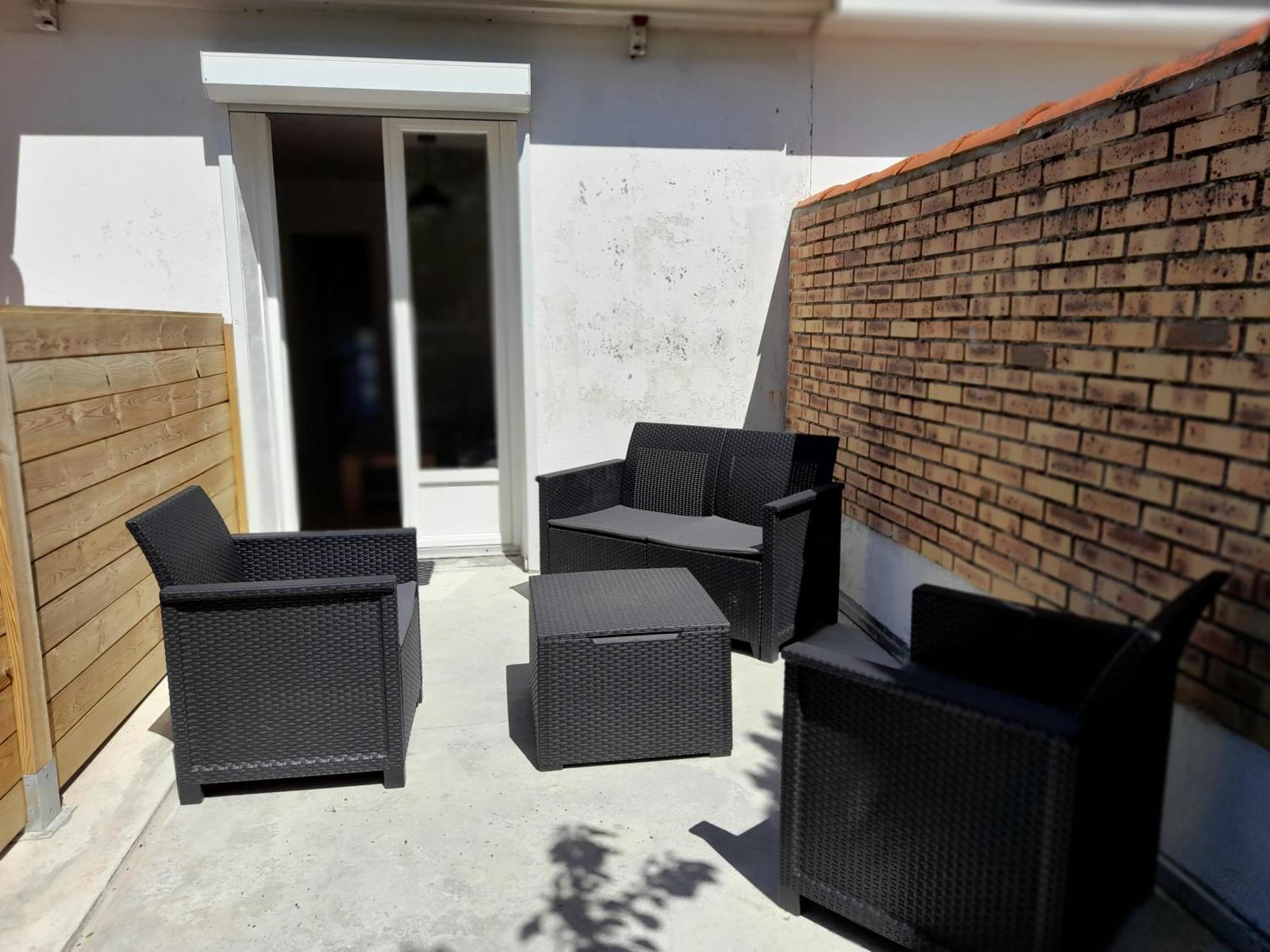 Appartement T2, Avec Terrasse. La Roche-sur-Yon Esterno foto